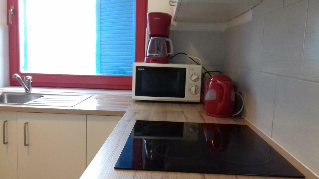 普利特维采斯利皮帕拉迪斯度假屋 拉科维察 外观 照片